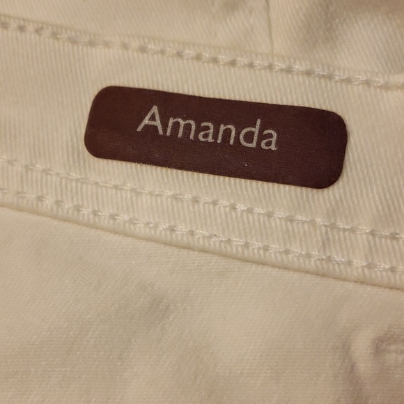 JEANS Gloria Vanderbilt Amanda White Straight foot Jean - Picture 6 of 8